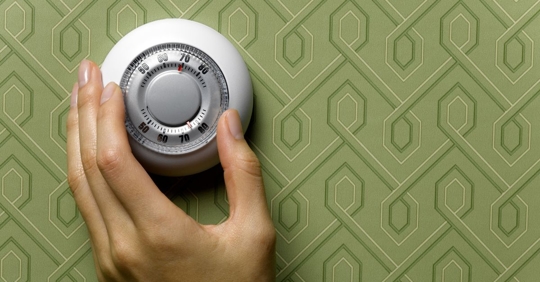 adjusting thermostat